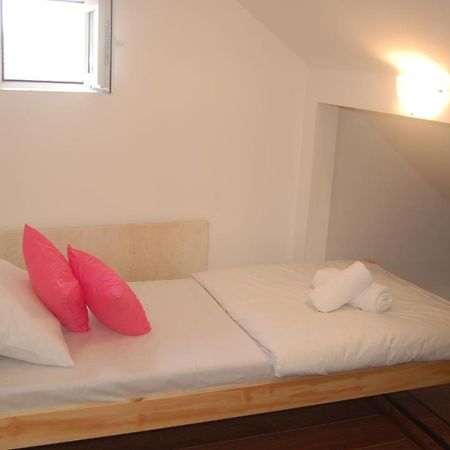 Apartmani Marios Ниш Екстер'єр фото