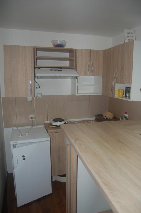 Apartmani Marios Ниш Екстер'єр фото