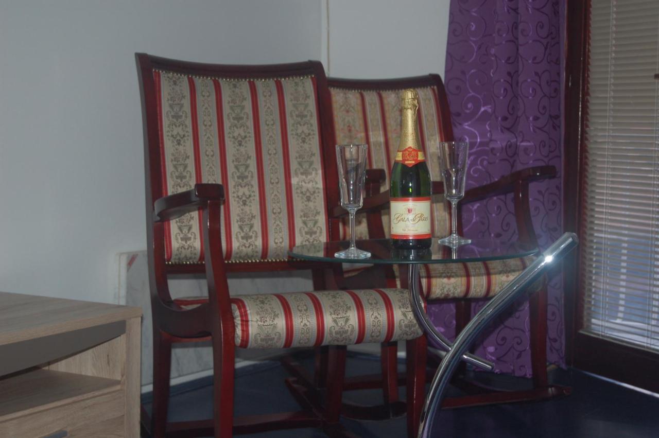 Apartmani Marios Ниш Екстер'єр фото