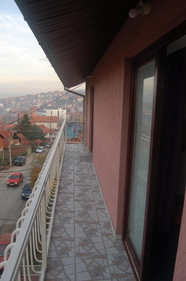 Apartmani Marios Ниш Екстер'єр фото