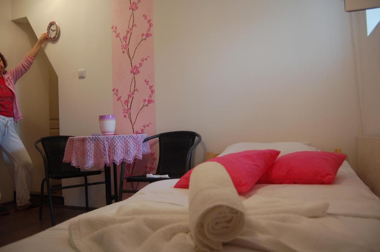 Apartmani Marios Ниш Екстер'єр фото